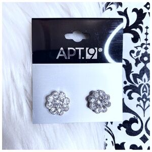 NWT : Apt. 9 : silver tone diamond rhinestone flower floral small stud earrings